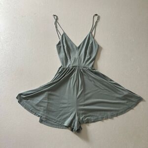 Silence + Noise Sage Green Romper Women’s Size M Flowy Spaghetti Strap Jumper